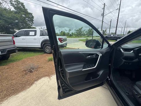 Used 2024 Toyota RAV4 AWD Hybrid image 18