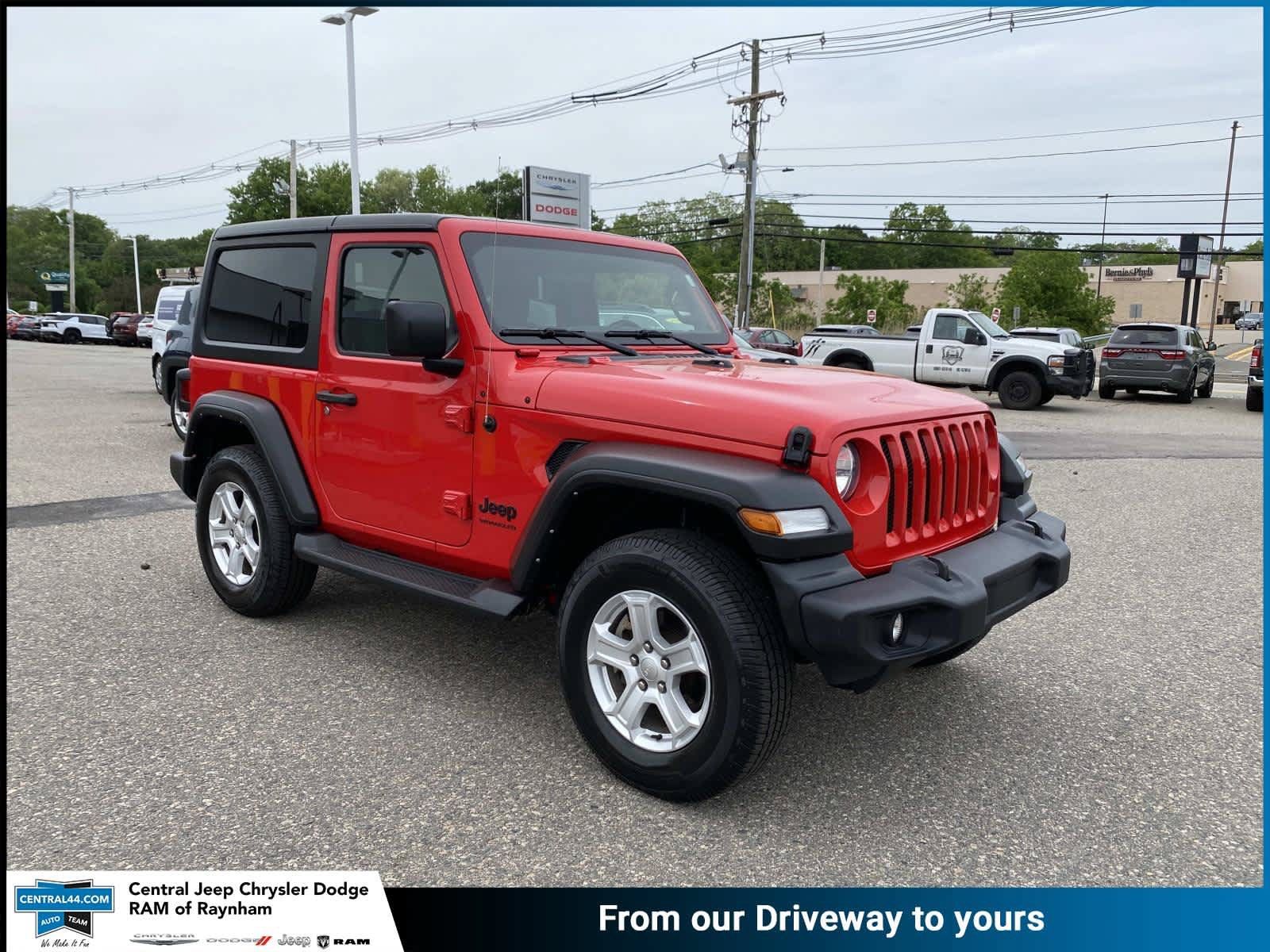 Certified 2022 Jeep Wrangler Sport AWD/4WD image 1