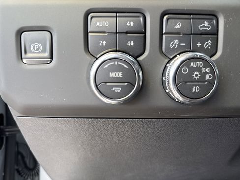 New 2026 GMC Sierra 1500 Denali w/ Denali Reserve Package image 18