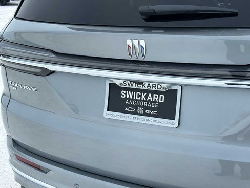 New 2026 Buick Enclave Avenir w/ Super Cruise Package AWD/4WD image 13