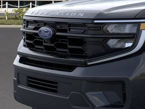 New 2026 Ford Expedition Max Active RWD image 17