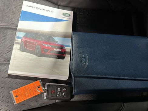 Used 2019 Land Rover Range Rover Sport HSE Dynamic image 31