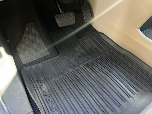 Used 2019 Honda Odyssey Elite image 17