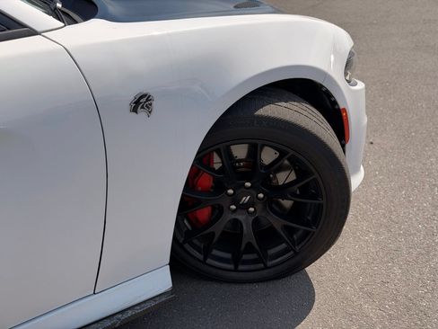 Used 2016 Dodge Charger SRT Hellcat RWD image 7