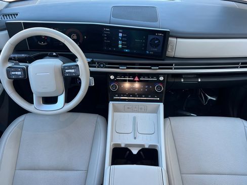 Used 2024 Hyundai Santa Fe SEL image 14