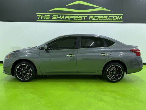 Used 2019 Nissan Sentra SV w/ Special Edition Package FWD image 6