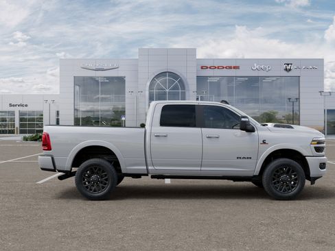 New 2025 RAM 2500 Limited image 25