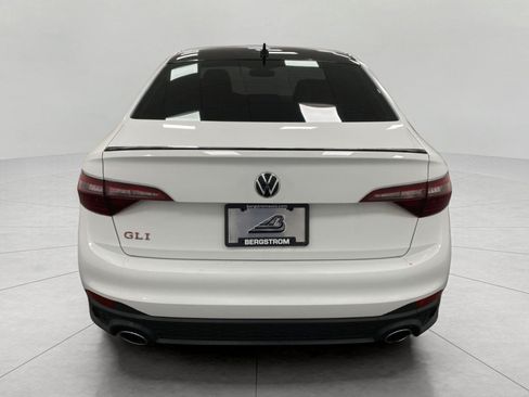 Used 2023 Volkswagen Jetta GLI Autobahn FWD image 5