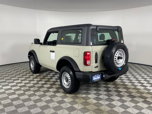 New 2025 Ford Bronco 2-Door image 5