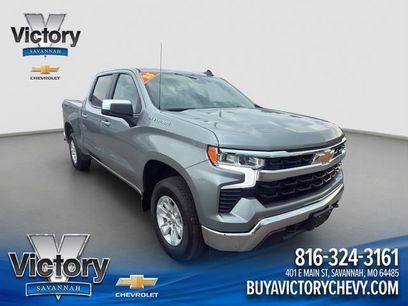Used 2025 Chevrolet Silverado 1500 LT w/ Convenience Package II