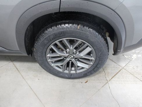 Used 2023 Nissan Rogue S image 52