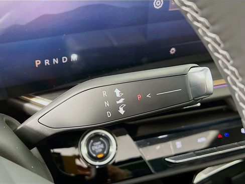 New 2026 Buick Envision Avenir image 14