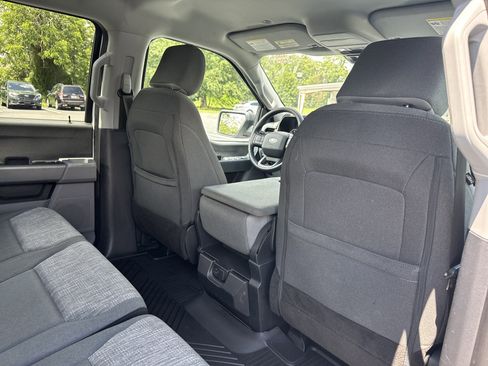 Used 2023 Ford F150 XLT RWD image 30