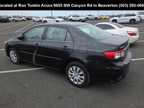 Used 2013 Toyota Corolla LE FWD image 7