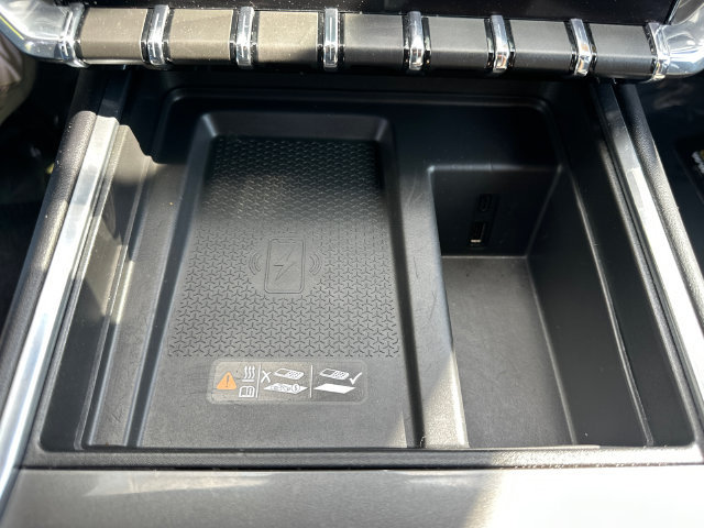Used 2025 GMC Acadia Elevation AWD/4WD image 40
