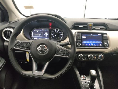 Used 2021 Nissan Versa SV image 22