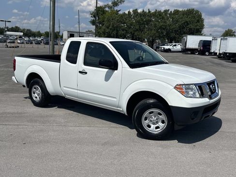 Used 2017 Nissan Frontier S RWD image 1