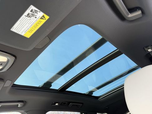 New 2026 Volvo XC90 B6 Plus w/ Protection Package Premier image 10