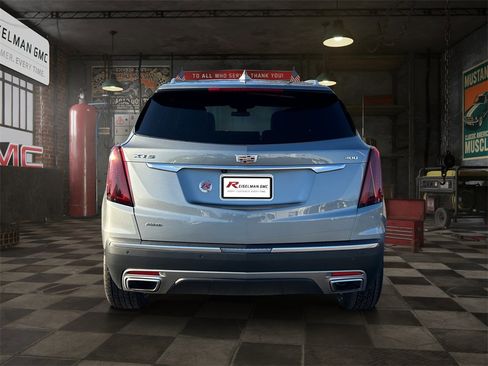 Used 2024 Cadillac XT5 Premium Luxury image 4