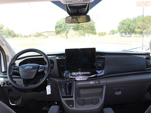 Used 2024 Ford Transit 350 XLT RWD image 21