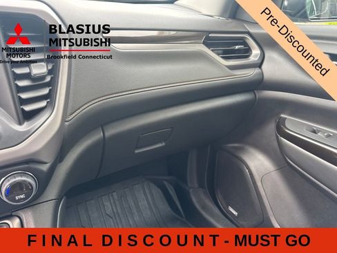 Used 2023 GMC Acadia AT4 w/ GMC Pro Grade Package AWD/4WD image 31