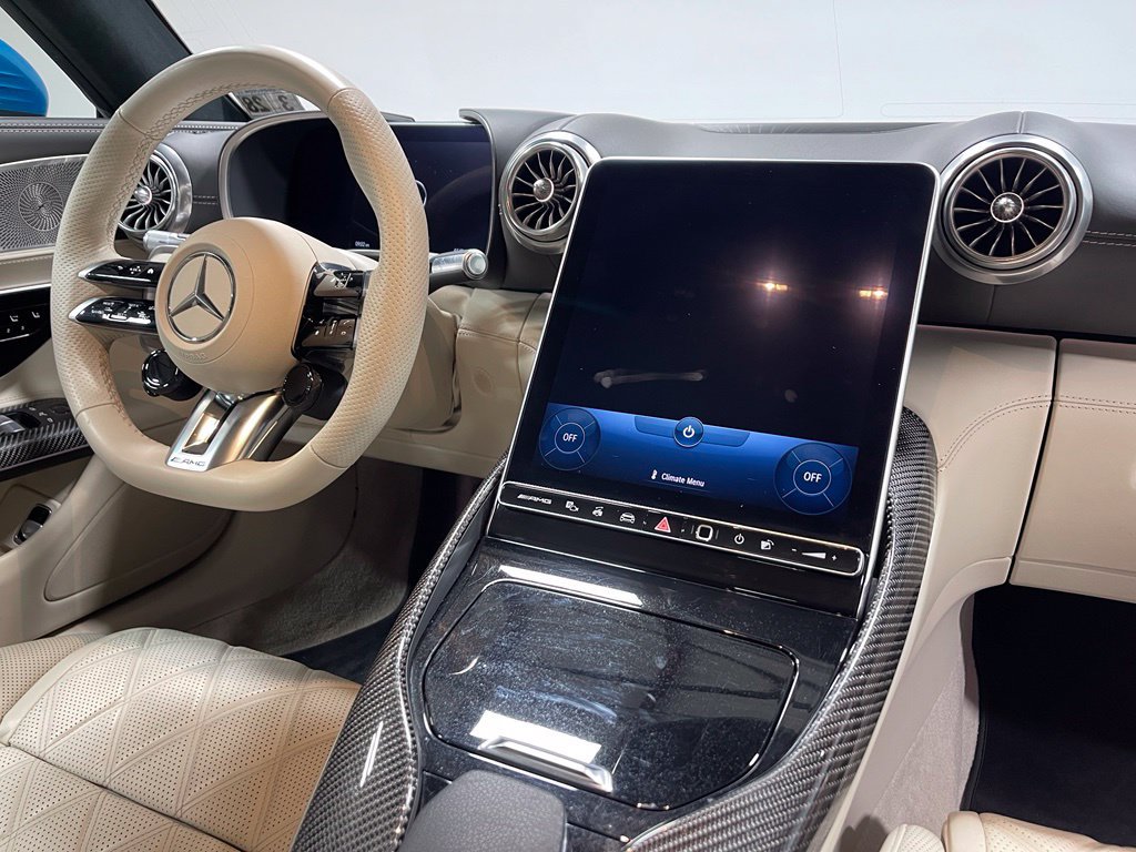 Used 2022 Mercedes-Benz SL 55 AMG 4MATIC image 29