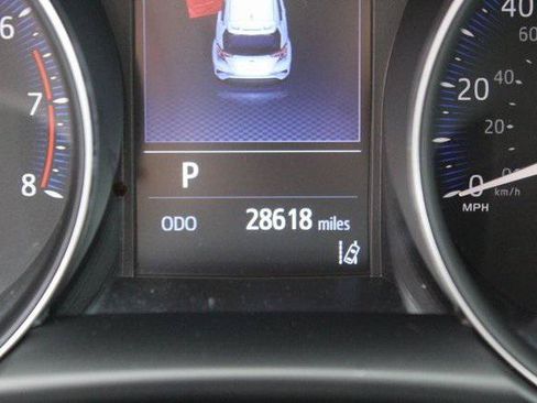 Certified 2021 Toyota C-HR XLE FWD image 10