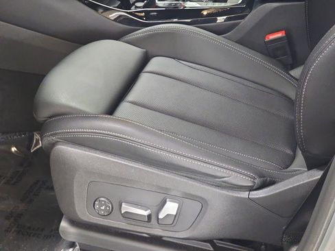 Used 2024 BMW X3 xDrive30i w/ Premium Package AWD/4WD image 28