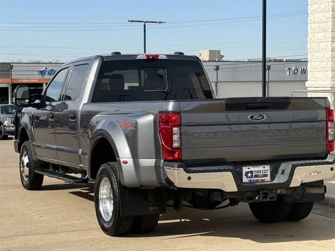 Certified 2022 Ford F350 XLT image 5