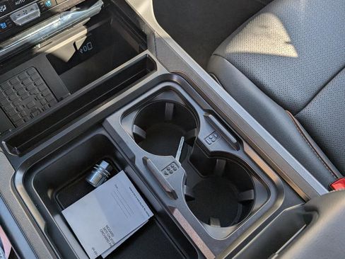 New 2026 Ford F250 Lariat w/ Black Appearance Package image 23