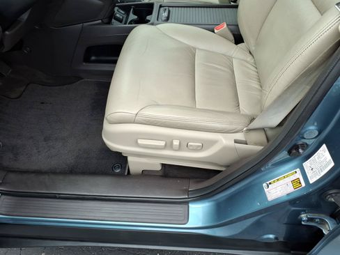 Used 2013 Honda CR-V EX-L image 9