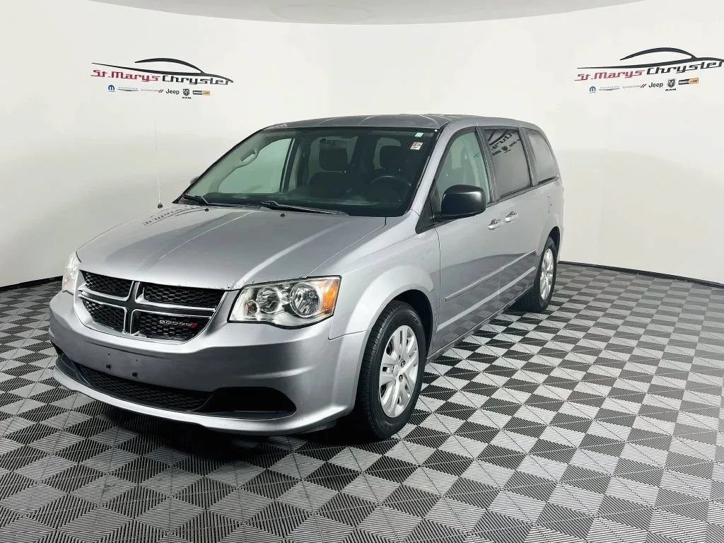 Used 2016 Dodge Grand Caravan SE w/ Quick Order Package 29E SE FWD image 4