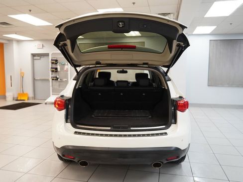 Used 2015 INFINITI QX70 AWD w/ Premium Package image 10