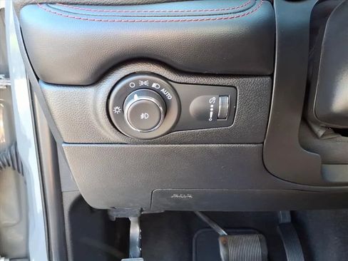 Used 2023 Dodge Durango R/T image 17