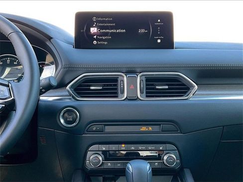 New 2025 MAZDA CX-5 Signature image 11