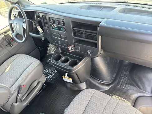 New 2026 GMC Savana 2500 w/ Driver Convenience Package RWD image 23