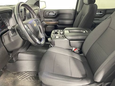 Certified 2022 Chevrolet Silverado 1500 LT AWD/4WD image 2