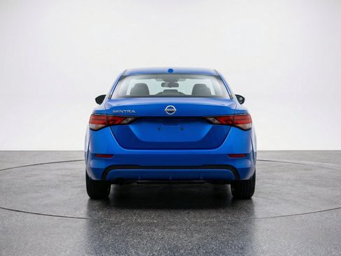 Used 2025 Nissan Sentra SV FWD image 7