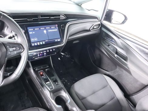 Used 2023 Chevrolet Bolt LT FWD image 30