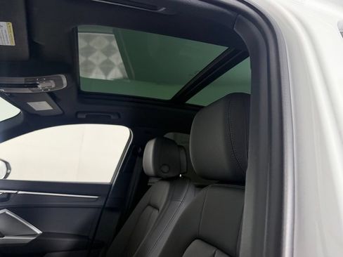 Used 2025 Audi Q3 2.0T Premium AWD/4WD image 24