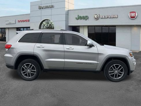 Used 2017 Jeep Grand Cherokee Limited w/ Luxury Group II AWD/4WD image 8