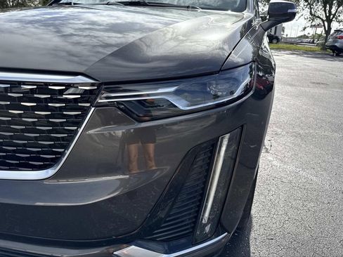 Used 2020 Cadillac XT6 Premium Luxury image 9