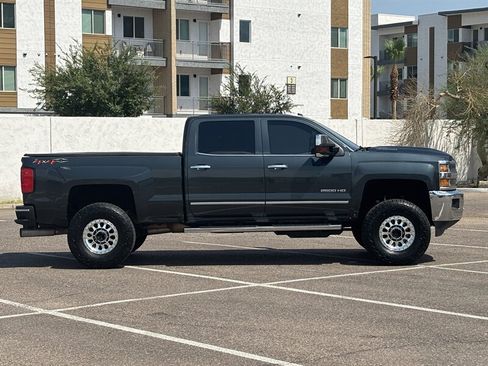 Used 2019 Chevrolet Silverado 2500 LTZ w/ Duramax Plus Package AWD/4WD image 5