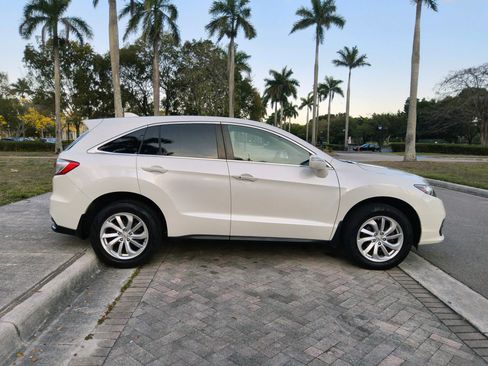 Used 2016 Acura RDX AWD w/ Technology Package image 16