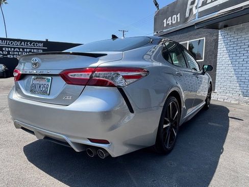 Used 2020 Toyota Camry XSE image 27