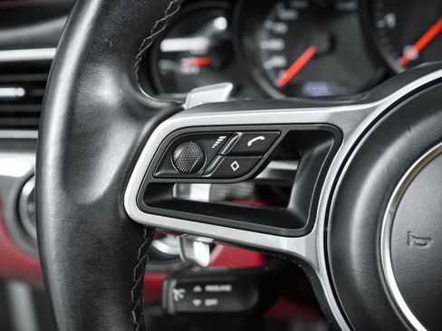 Used 2018 Porsche 911 Targa 4 GTS image 74