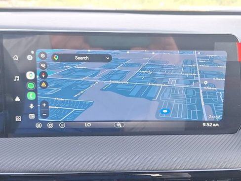 New 2026 Nissan Kicks SR FWD image 19