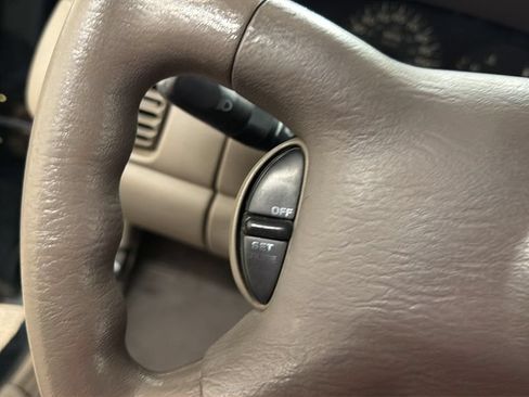 Used 2001 Dodge Neon Highline FWD image 17