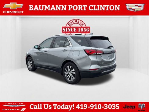 Used 2023 Chevrolet Equinox Premier FWD image 3