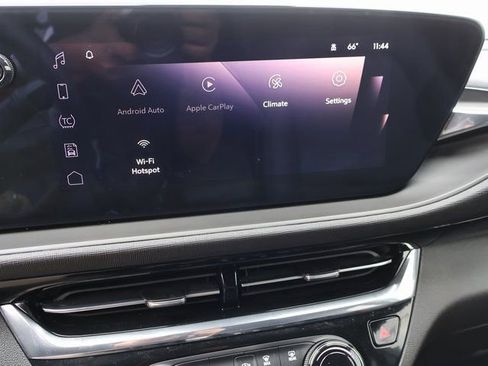Certified 2025 Buick Envista Sport Touring w/ Convenience I Package FWD image 24